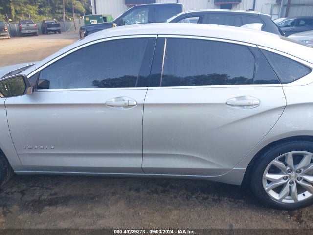 Chevrolet IMPALA 1LT 2018 2G1105S37J9172468 Image 14