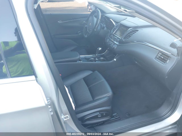 Chevrolet IMPALA 1LT 2018 2G1105S37J9172468 Image 5