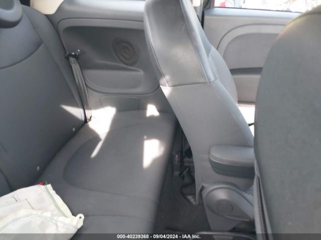 3C3CFFAR0FT642696 Fiat 500 POP