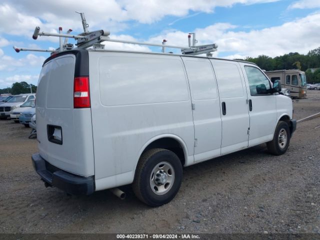1GCWGAFP7J1258916 Chevrolet Express 2500 Work Van