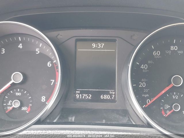 1VWBT7A35HC020043 Volkswagen Passat 1.8t Se