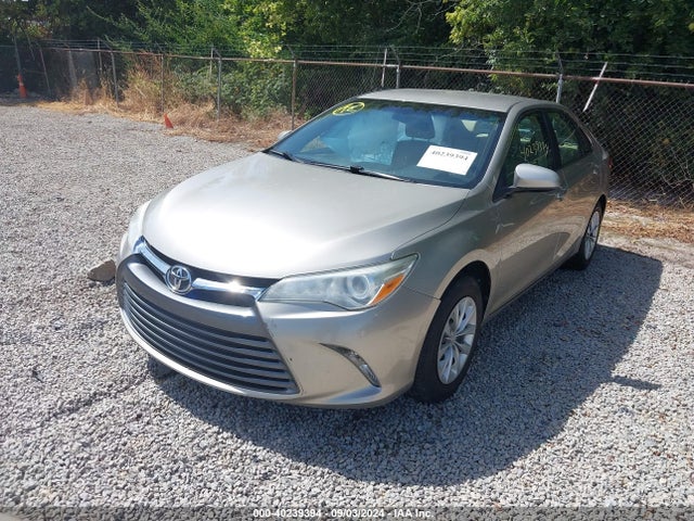 Toyota CAMRY LE 2017 4T1BF1FK7HU291473 Image 2