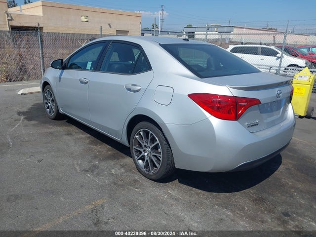 Toyota Corolla Se Special Edition 2017 5YFBURHE5HP638635 Image 3