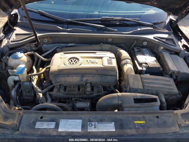 1VWDT7A39HC050364 Volkswagen Passat 1.8t R-line
