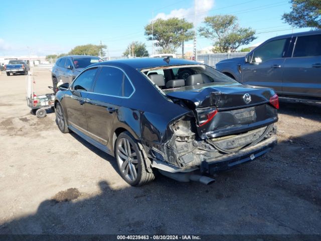 1VWDT7A39HC050364 Volkswagen Passat 1.8t R-line