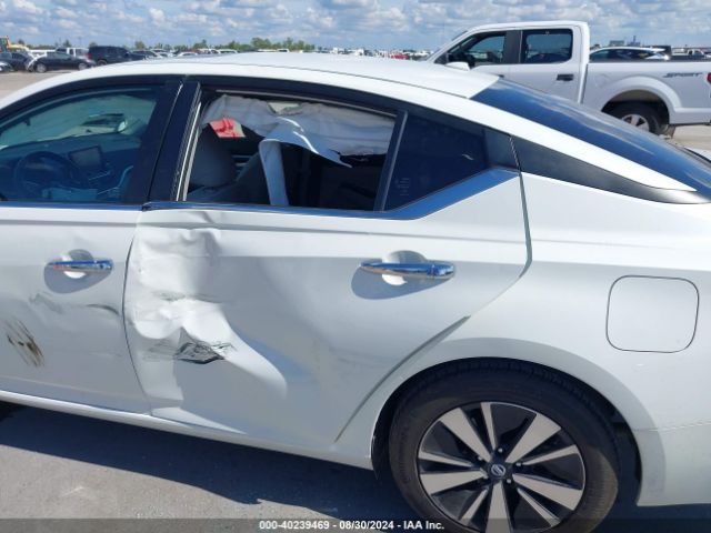 1N4BL4DV0NN332548 Nissan Altima Sv Fwd