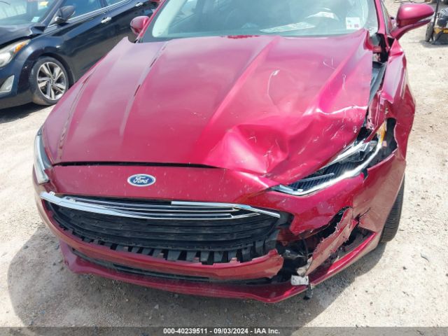 3FA6P0HDXHR203864 Ford FUSION SE