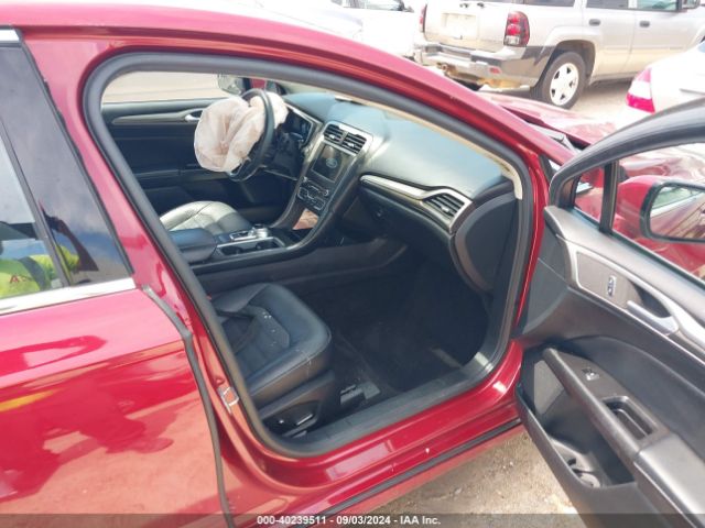 3FA6P0HDXHR203864 Ford FUSION SE