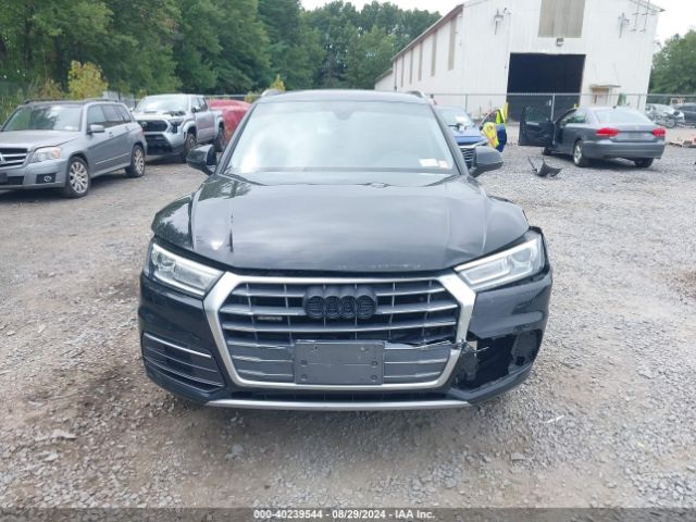 WA1ANAFY0J2139893 Audi Q5 2.0t Premium/2.0t Tech Premium