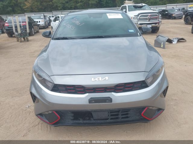3KPF54AD9NE485533 KIA Forte Gt-line
