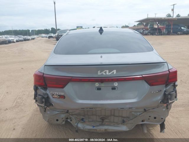 3KPF54AD9NE485533 KIA Forte Gt-line