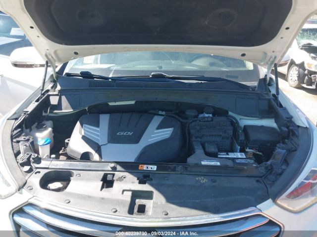 KM8SNDHF5GU131594 Hyundai Santa Fe Se