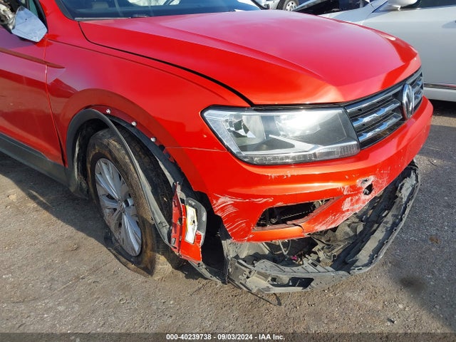 3VV1B7AX1JM036797 Volkswagen Tiguan 2.0t S