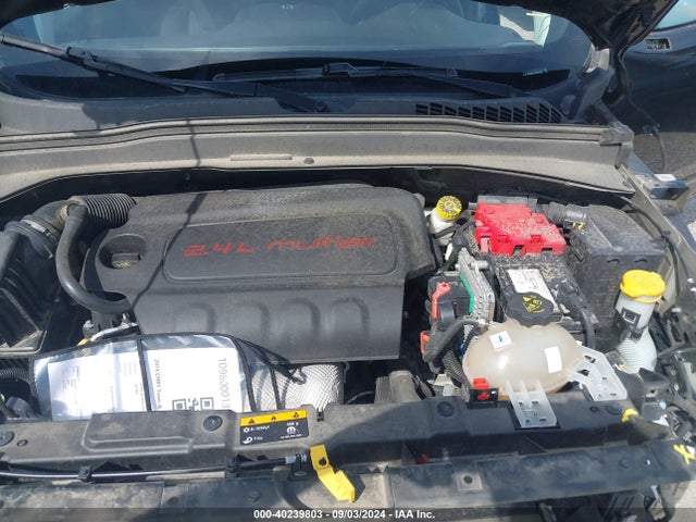 ZACCJBAB3JPH07336 Jeep Renegade Sport 4x4