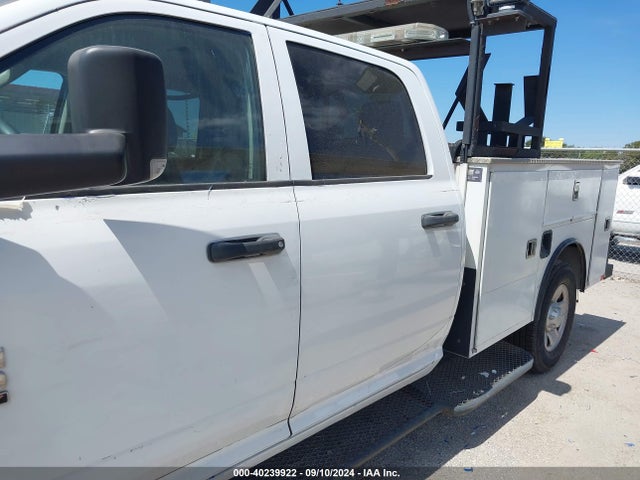 RAM 2500 Tradesman  4x2 8' Box 2018 3C7WR4HJ1JG189052 Image 14