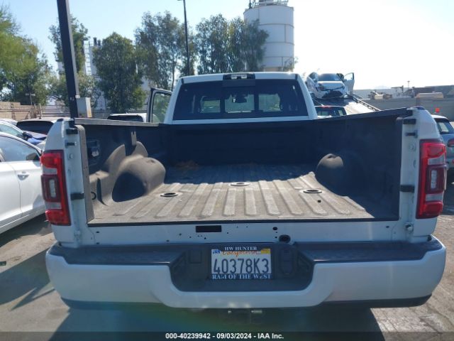 3C6UR5KL1NG198707 RAM 2500 Laramie  4x4 8' Box