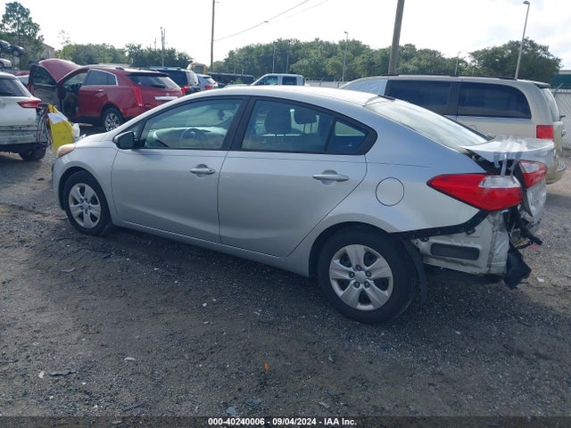 KIA FORTE LX 2015 KNAFK4A64F5357737 Image 3