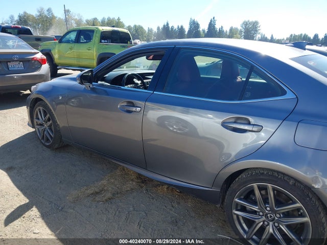 JTHBA1D27G5011676 Lexus IS 200T