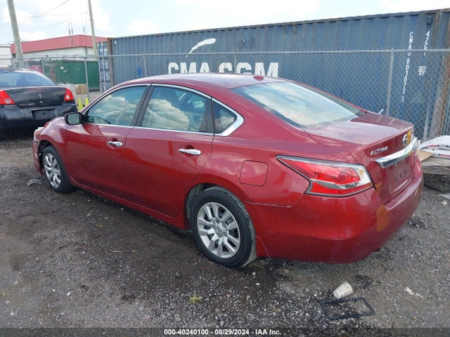Nissan Altima 2.5 S 2015 1N4AL3AP7FC205417 Image 3