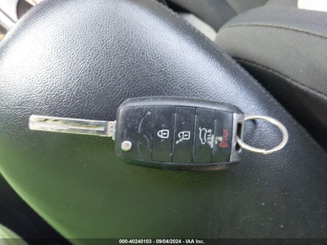 KIA Soul 2014 KNDJN2A27E7705698 Image 11