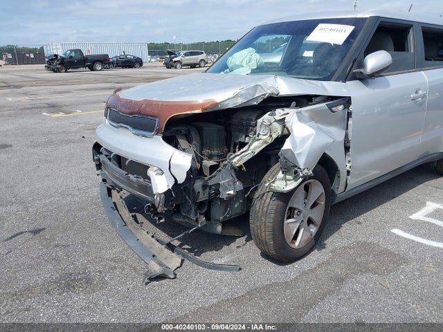 KIA Soul 2014 KNDJN2A27E7705698 Image 6