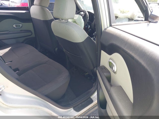 KIA Soul 2014 KNDJN2A27E7705698 Image 8