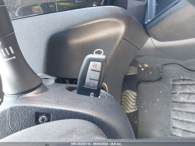 Nissan ROGUE S 2017 KNMAT2MV9HP606560 Image 11