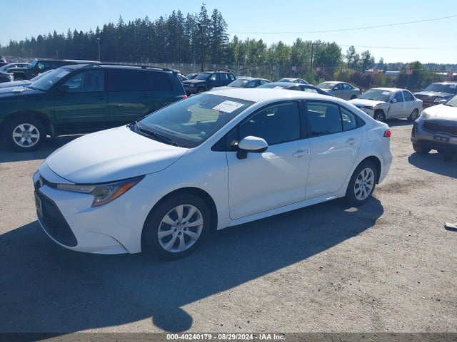 Toyota COROLLA LE 2022 JTDEPMAE9N3020207 Image 2