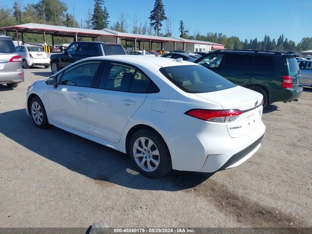Toyota COROLLA LE 2022 JTDEPMAE9N3020207 Image 3