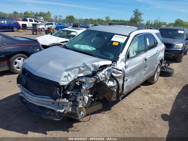 Chevrolet EQUINOX LT 2017 2GNALCEK6H1596178 Image 2