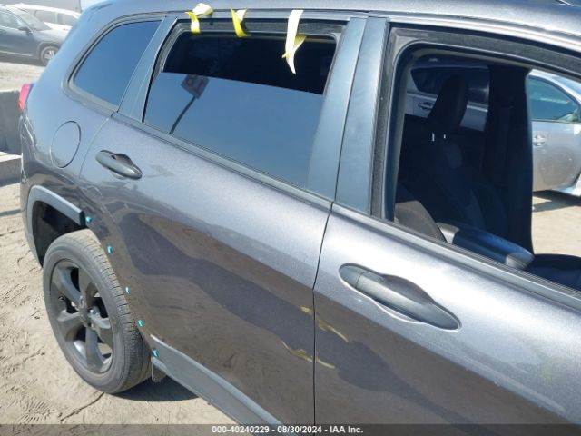 1C4PJLAB3HW661818 Jeep Cherokee Altitude Fwd