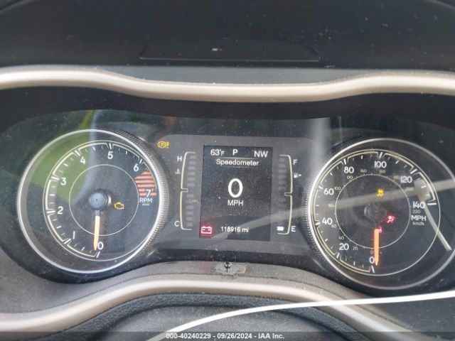 1C4PJLAB3HW661818 Jeep Cherokee Altitude Fwd