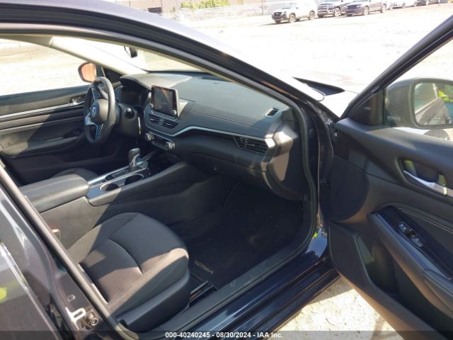 1N4BL4DW5LC268024 Nissan Altima Sv Intelligent Awd