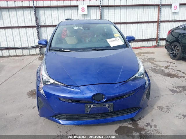 Toyota Prius Two 2018 JTDKBRFU0J3068736 Image 13