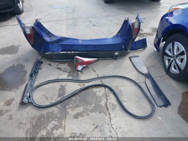 Toyota Prius Two 2018 JTDKBRFU0J3068736 Image 12