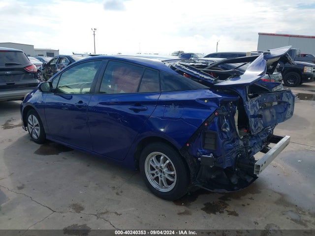 Toyota Prius Two 2018 JTDKBRFU0J3068736 Image 3