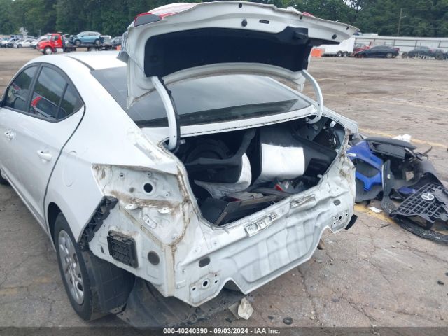 5NPD74LF0JH400617 Hyundai ELANTRA SE