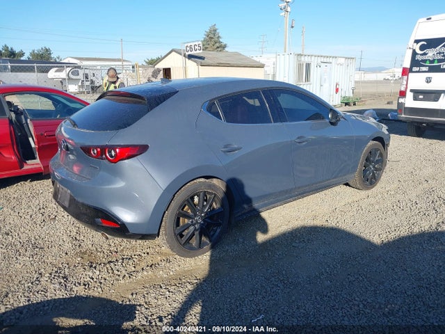 JM1BPBMM1P1607185 Mazda Mazda3 2.5 S Premium