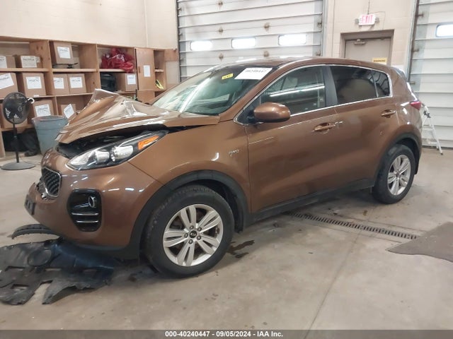 KIA Sportage Lx 2018 KNDPMCAC2J7390203 Image 2