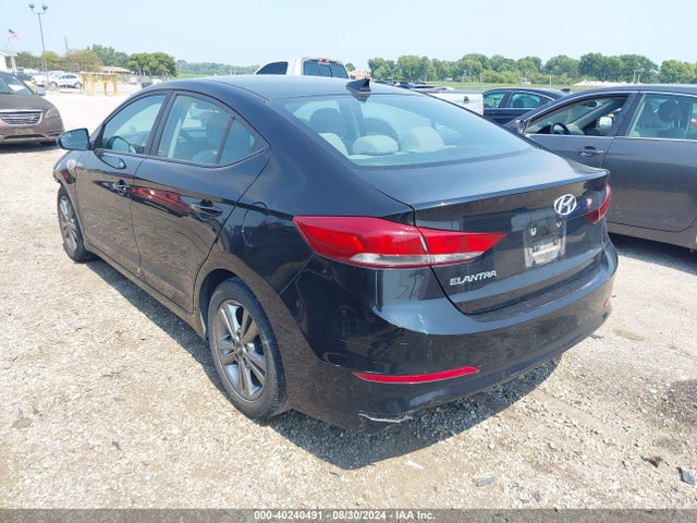 KMHD84LF6HU388840 Hyundai ELANTRA SE