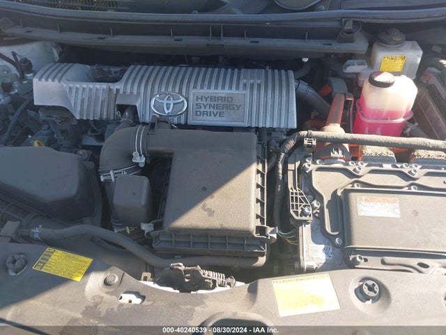 JTDKN3DU1E0389618 Toyota Prius Three