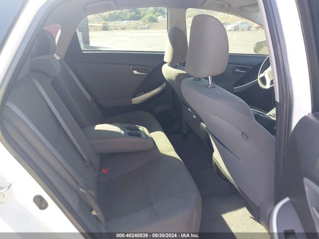 JTDKN3DU1E0389618 Toyota Prius Three