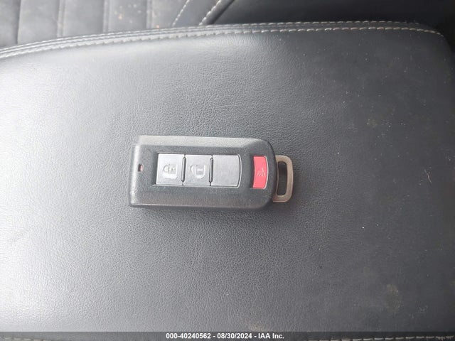 2020 MITSUBISHI OUTLANDER JA4AD3A35LZ023920 Photo 10