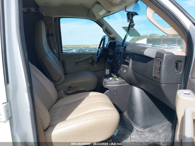 1GCWGAFF9H1338364 Chevrolet Express 2500 Work Van
