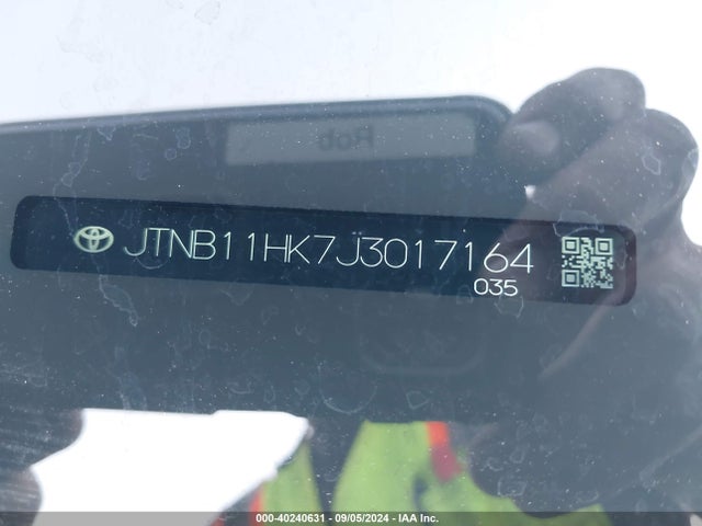 Toyota CAMRY LE 2018 JTNB11HK7J3017164 Image 9