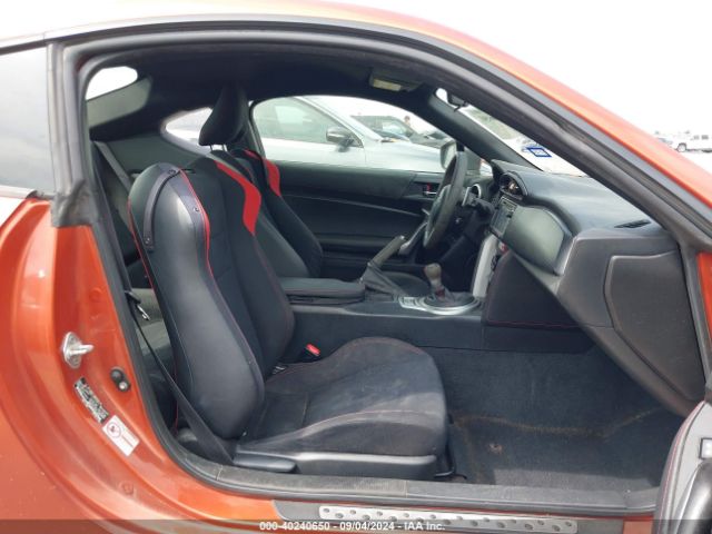 JF1ZNAA17E8703471 Scion FR-S