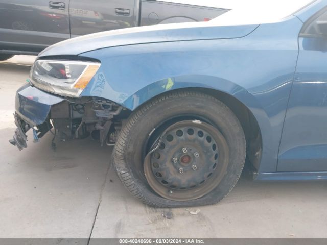 3VW2K7AJ1FM414197 Volkswagen Jetta 2.0l S
