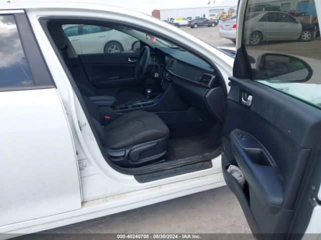 KNAGT4L38G5085800 KIA Optima Lx