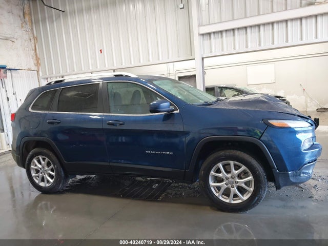 1C4PJMCB0JD570624 Jeep Cherokee Latitude 4x4