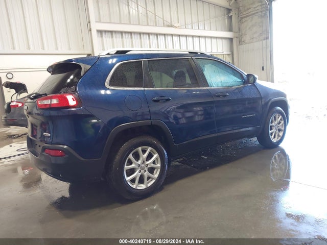 1C4PJMCB0JD570624 Jeep Cherokee Latitude 4x4